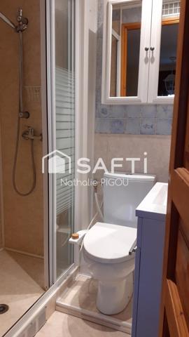 Grande maison familiale avec patio, garage double et atelier