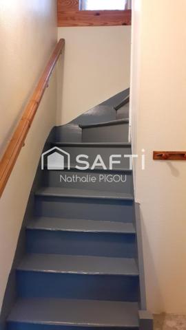 Grande maison familiale avec patio, garage double et atelier