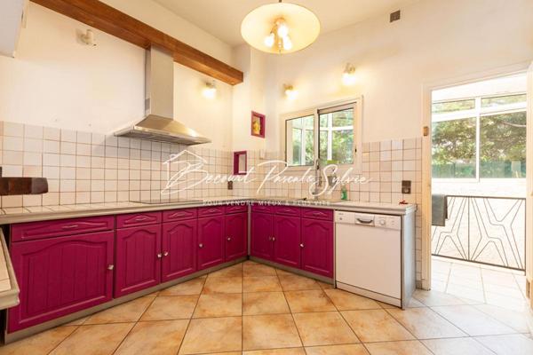 PRIX AJUSTÉ - Maison  ANNEES 70 - 179 m² Le Teil (à 5 min de Montélimar)