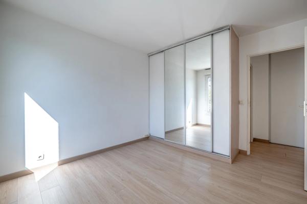Appartement à vendre 3 pièces - 65 m² - BOX DOUBLE - HYPER CENTRE - TOUT A PIED !
