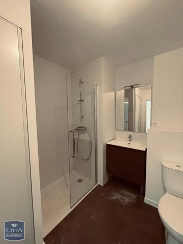 Appartement à louer 2 pièces 41.01m² Angers (49000)