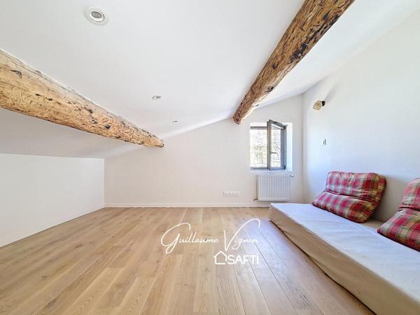 Maison de ville entièrement rénovée - DPE en A