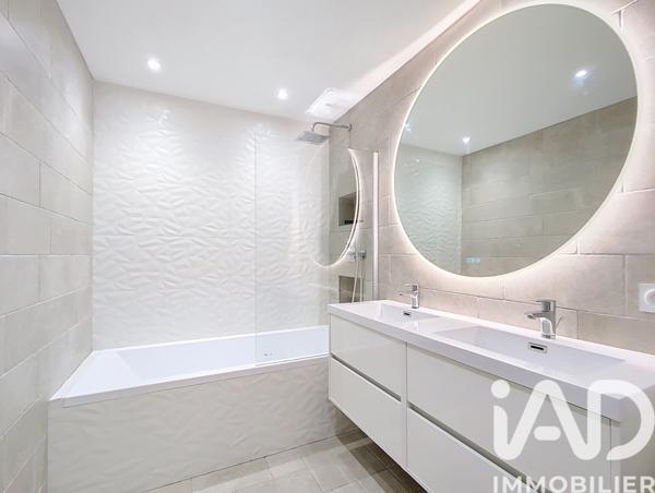 Appartement à vendre 4 pièces 79 m² Lyon 8