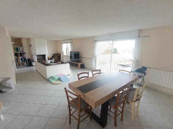 Maison 5 chambres sur 2100m² de terrain