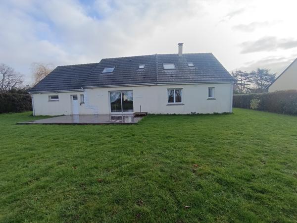 Maison 5 chambres sur 2100m² de terrain