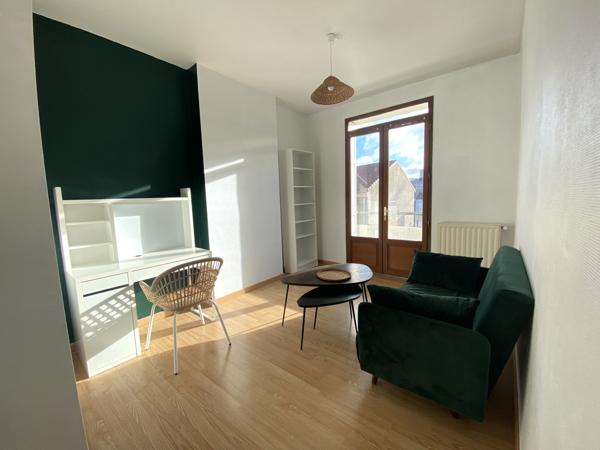 Saint-Étienne (42000) Joli T2 lumineux entièrement meublé - Secteur Châteaucreux