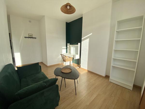 Saint-Étienne (42000) Joli T2 lumineux entièrement meublé - Secteur Châteaucreux