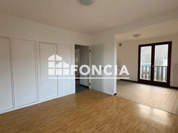 Location Studio 34 m² - 111-113 RUE DE BARRAL St Vital 73460