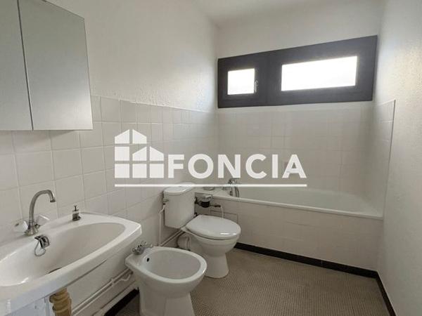 Location Studio 34 m² - 111-113 RUE DE BARRAL St Vital 73460