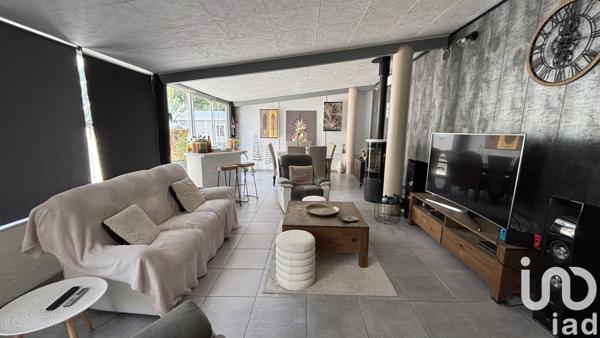 Maison à vendre 9 pièces 206 m² Saint-Martin-d'Ardèche