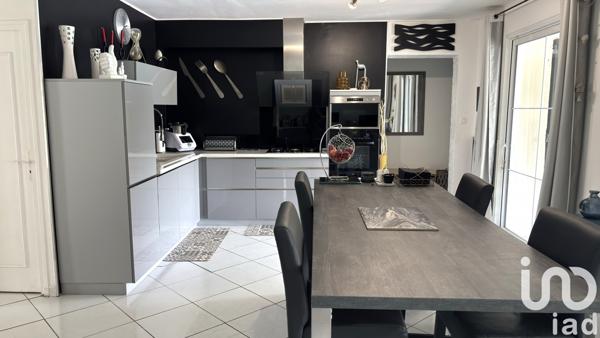 Maison à vendre 9 pièces 206 m² Saint-Martin-d'Ardèche