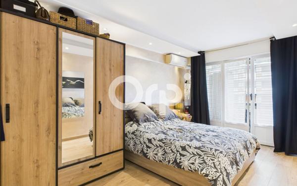 Appartement à vendre    4 pièces • 82 m2 Mandelieu-la-Napoule