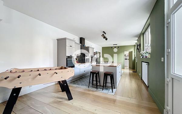 Maison à vendre    7 pièces •  Beauvais