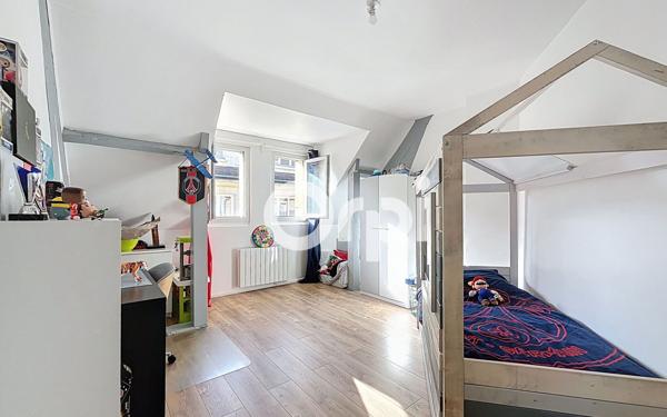 Maison à vendre    7 pièces •  Beauvais