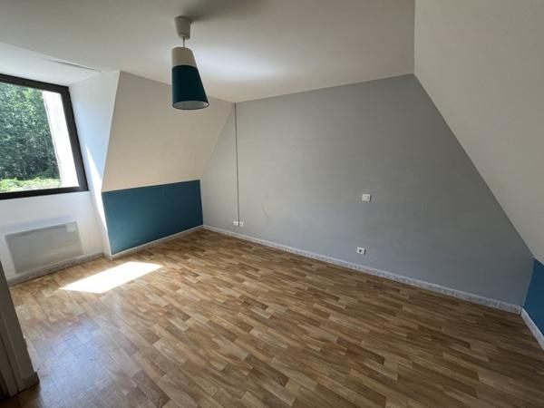 Maison à louer 690 € CC LE BUGUE 5 p 110 m² DPE E