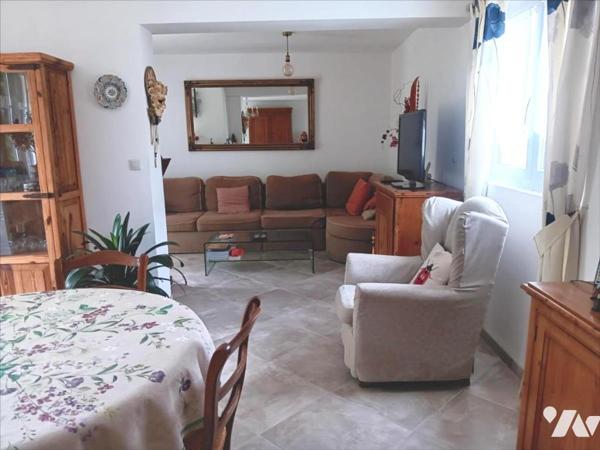 BELLE PROPRIETE DE CHARME ENTIEREMENT RENOVEE A DECOUVRIR