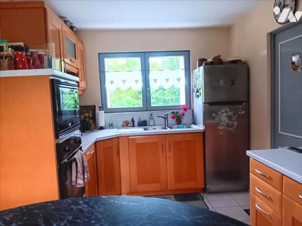 BELLE PROPRIETE DE CHARME ENTIEREMENT RENOVEE A DECOUVRIR