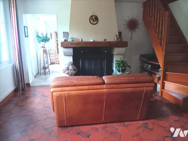 BELLE PROPRIETE DE CHARME ENTIEREMENT RENOVEE A DECOUVRIR