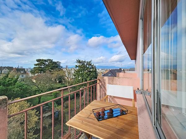 Appartement 4 pièces entièrement rénové