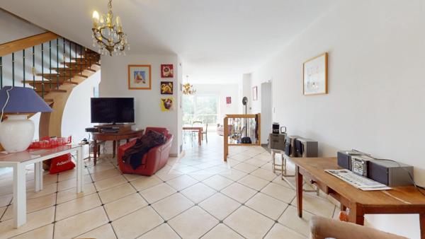 Maison de caractère à vendre 6 pièces FRESNOIS (MONTMEDY) (55)