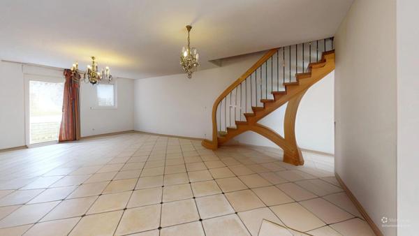 Maison de caractère à vendre 6 pièces FRESNOIS (MONTMEDY) (55)