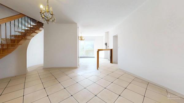 Maison de caractère à vendre 6 pièces FRESNOIS (MONTMEDY) (55)