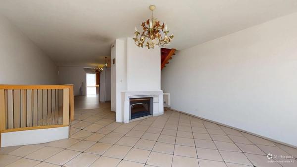 Maison de caractère à vendre 6 pièces FRESNOIS (MONTMEDY) (55)