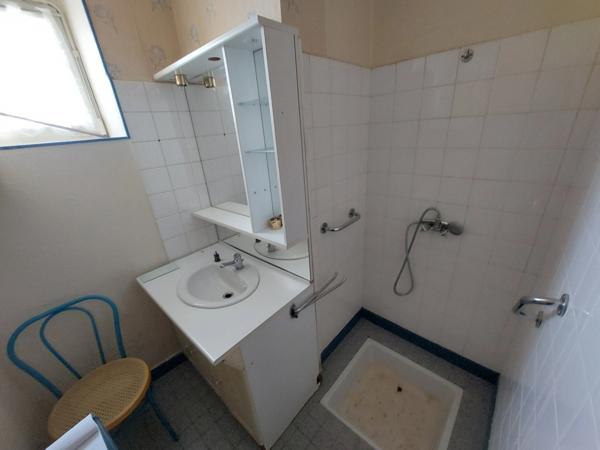 PUYGOUZON CORPS DE FERME EN GRANDE PARTIE RENOVE AVEC PIGEONNIER ET DEPENDANCES