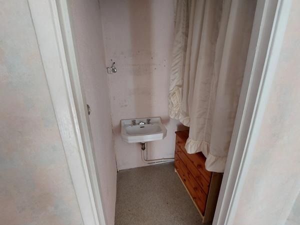 PUYGOUZON CORPS DE FERME EN GRANDE PARTIE RENOVE AVEC PIGEONNIER ET DEPENDANCES