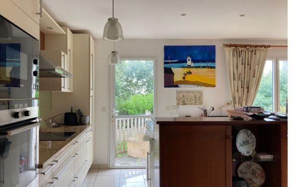 Maison à vendre    7 pièces •  Esquibien