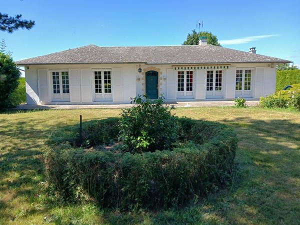 Evreux, proche hopital, belle maison plain pied de 157m² environ sur sous sol