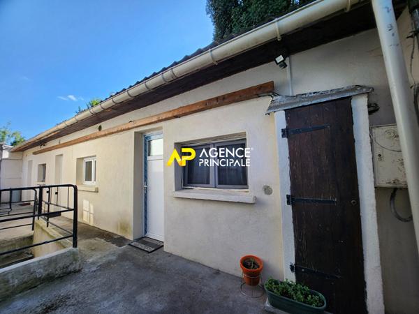 Ensemble immobilier composé de 3 appartements et 2 maisons en centre ville d'ARGENTEUIL €425 000 ** - Référence 4445