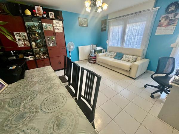 À vendre : Appartement 3 pièces à Cergy, Axe Majeur - Horloge €197 000 ** - Référence 2237