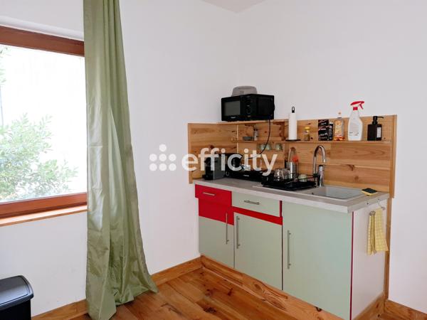 Maison 10 pièces - 241 m² Exclusivité efficity