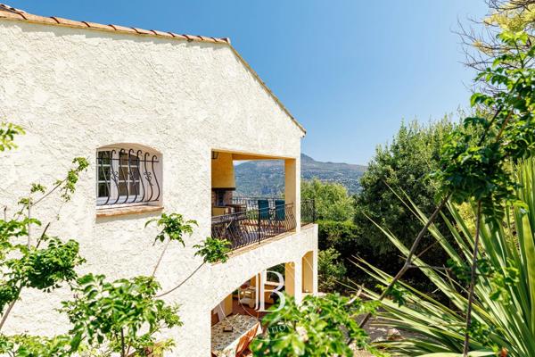 Gattières, Villa 6 Chambres -  235 m² à vendre