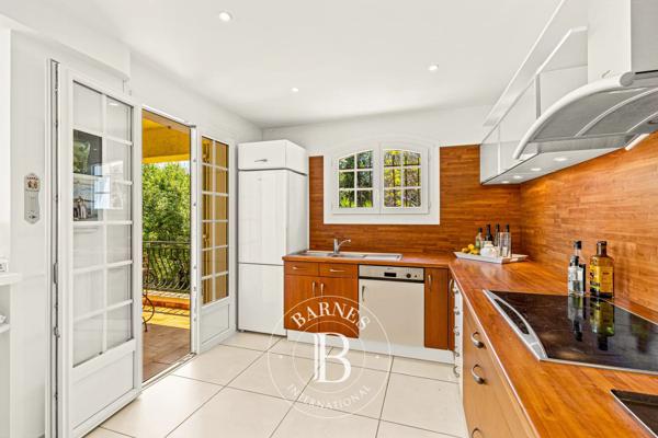 Gattières, Villa 6 Chambres -  235 m² à vendre