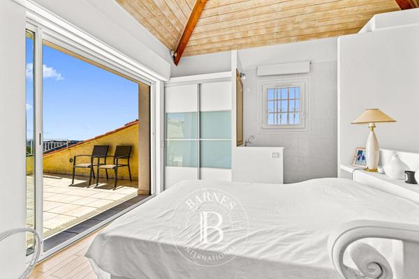 Gattières, Villa 6 Chambres -  235 m² à vendre