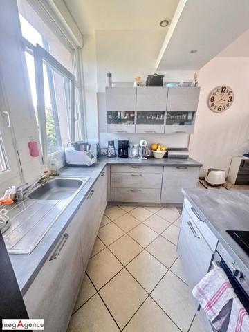 Maison à LE CHAMBON-FEUGEROLLES, 42500 - 3 pièces 65m²