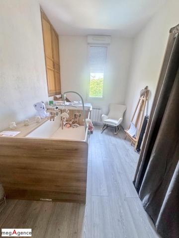 Maison à LE CHAMBON-FEUGEROLLES, 42500 - 3 pièces 65m²