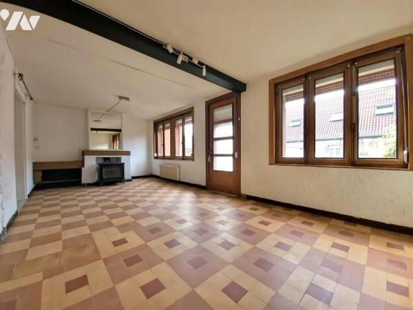Maison individuelle de caractère avec beau potentiel – 137 m² habitables
