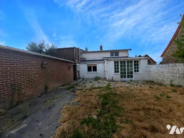 Maison individuelle de caractère avec beau potentiel – 137 m² habitables