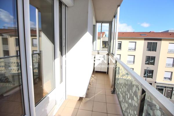 Appartement 3 pièce(s) 54 m² centre ville