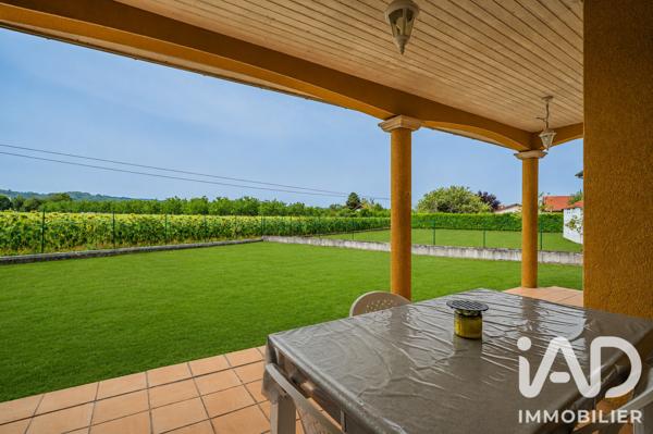 Maison à vendre 5 pièces 131 m² Saint-Étienne-de-Saint-Geoirs