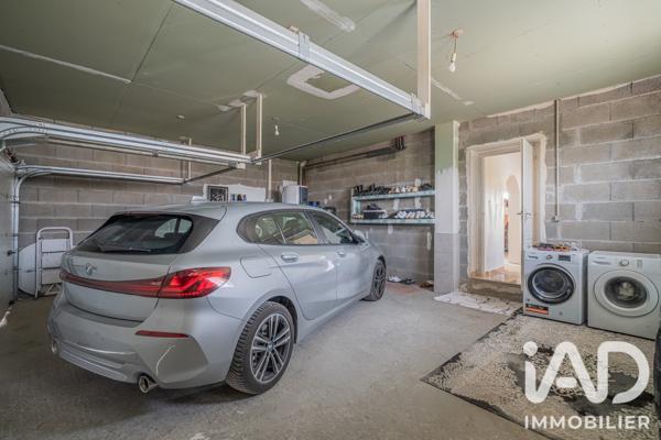 Maison à vendre 5 pièces 131 m² Saint-Étienne-de-Saint-Geoirs