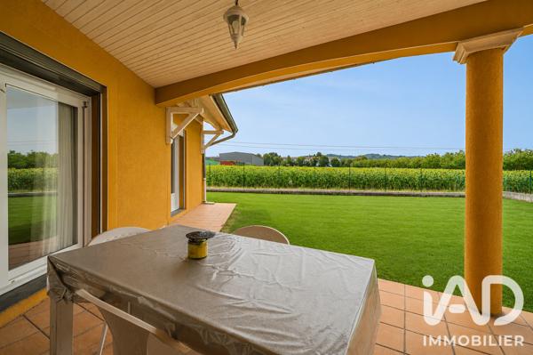 Maison à vendre 5 pièces 131 m² Saint-Étienne-de-Saint-Geoirs