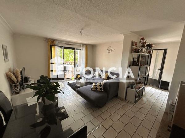 Location Appartement 3 pièces 68 m² - 137 RUE GENERAL DE LOBIT Mont De Marsan 40000