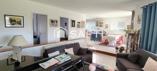 Maison plain pied vue imprenable sur la Vienne