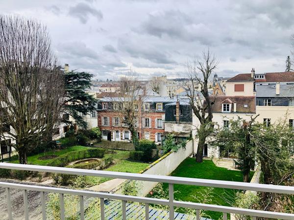 "Versailles Les Près" "Esprit Atelier" Très bel appartement refait à neuf de 3 pièces de 62 m² avec terrasse ! Loyer 1 842 €/mois charges comprises **  - Référence  17913