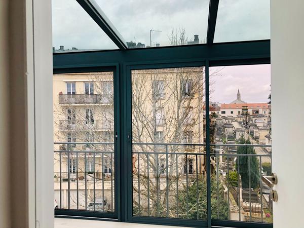 "Versailles Les Près" "Esprit Atelier" Très bel appartement refait à neuf de 3 pièces de 62 m² avec terrasse ! Loyer 1 842 €/mois charges comprises **  - Référence  17913