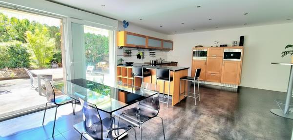 maison/villa 8 pièce(s) 222 m2